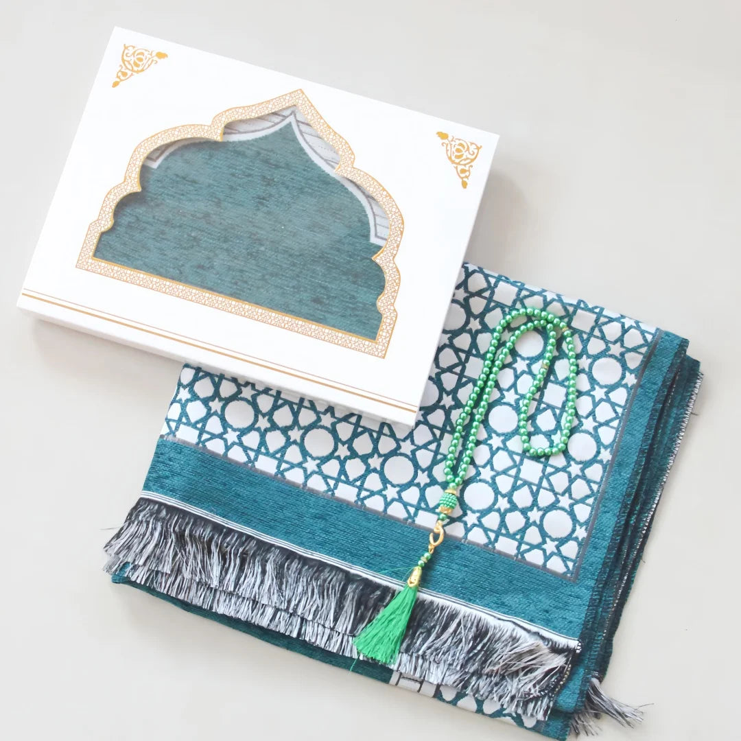 Islamic Prayer Rug with Tasbih Beads Ramadan Eid Gift Set Premium Prayer Mat in Gift Bag or Box Ideal for Muslim Men Women